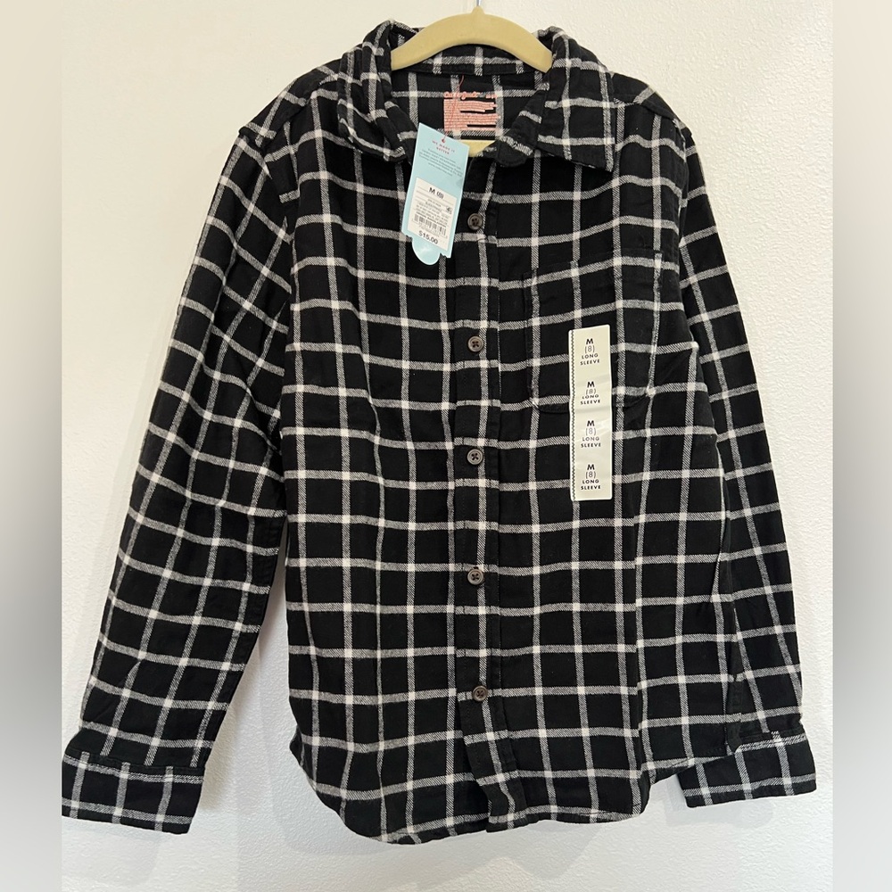 CAT & JACK Black & White Plaid Long Sleeve Button Down Flannel- Size M